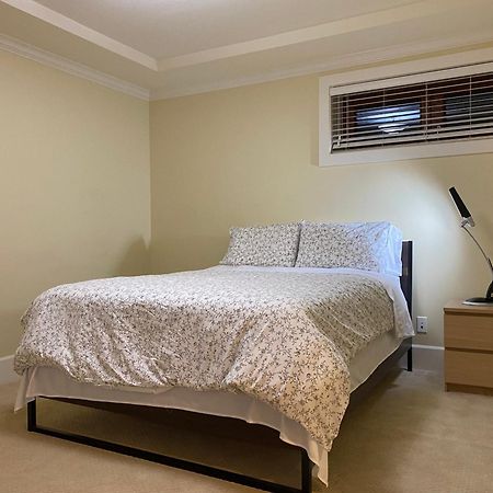 Spacious Modern New Suite Vancouver Buitenkant foto